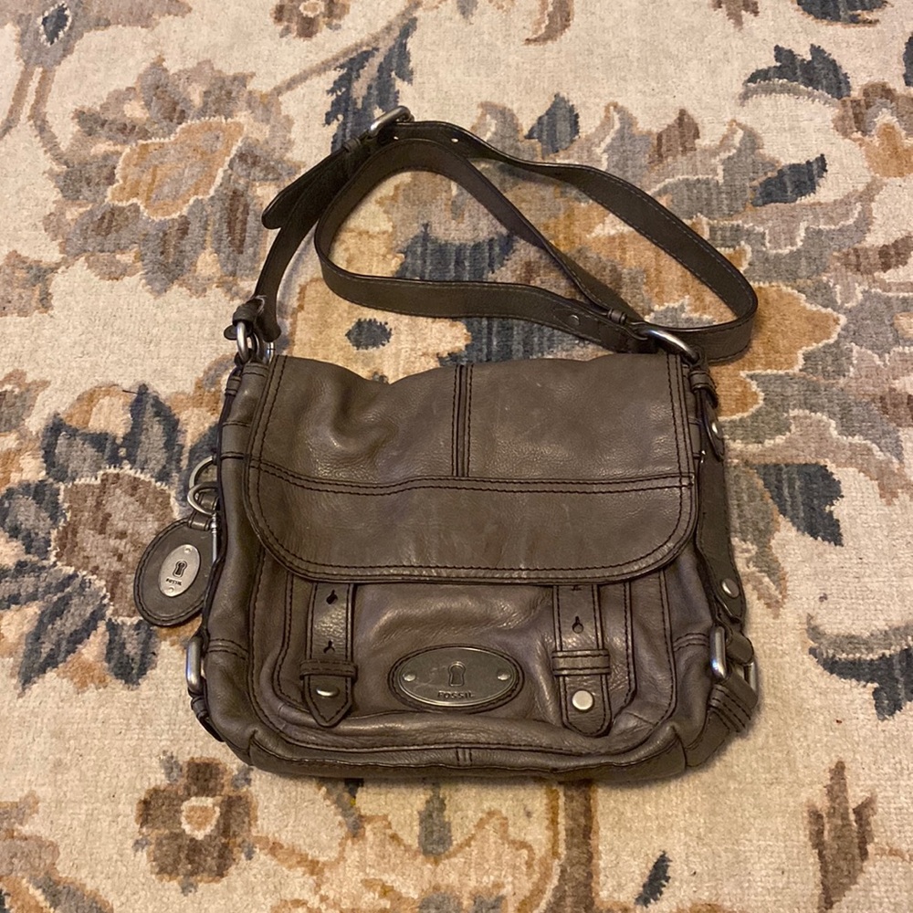 Dark Grey Leather Fossil crossbody bag silver hardware